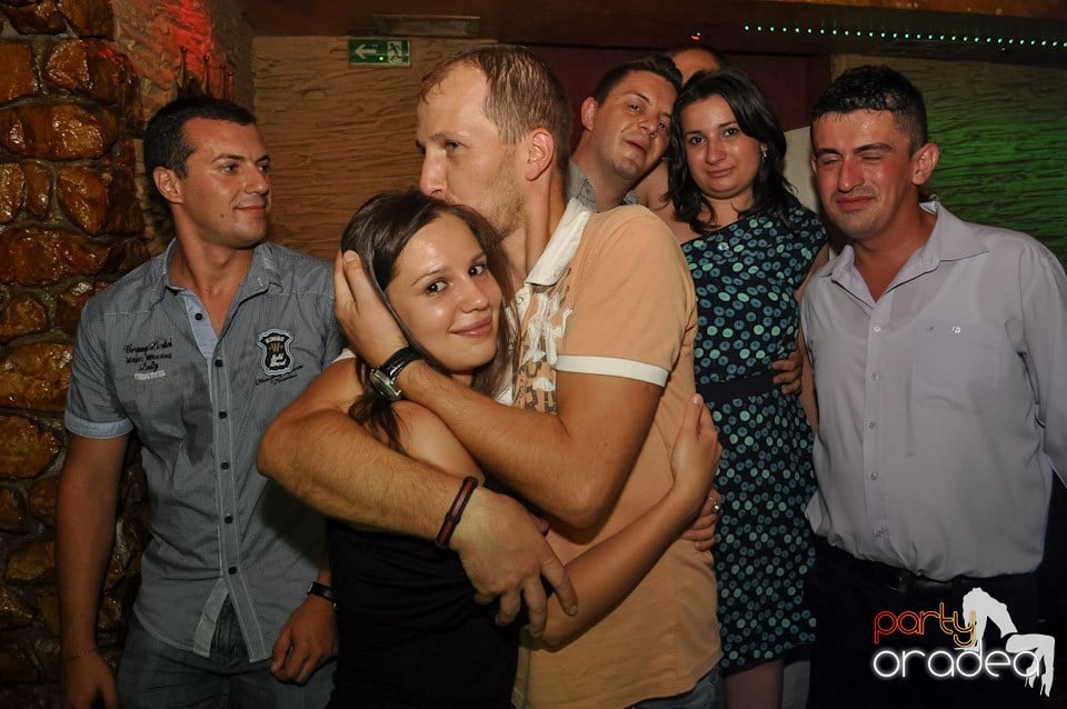 Weekend Party în Club Downtown,