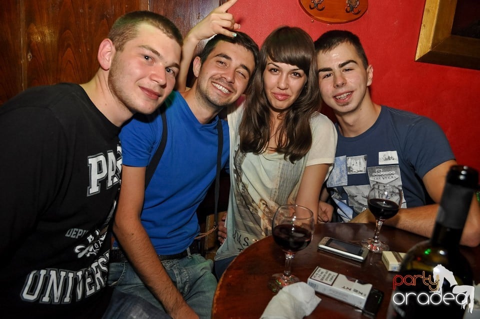 Weekend Party în Club Downtown,