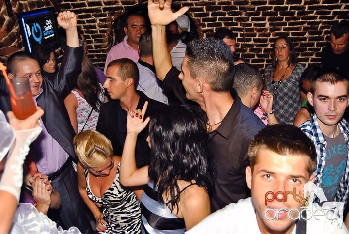 Weekend, party time în Escape, 