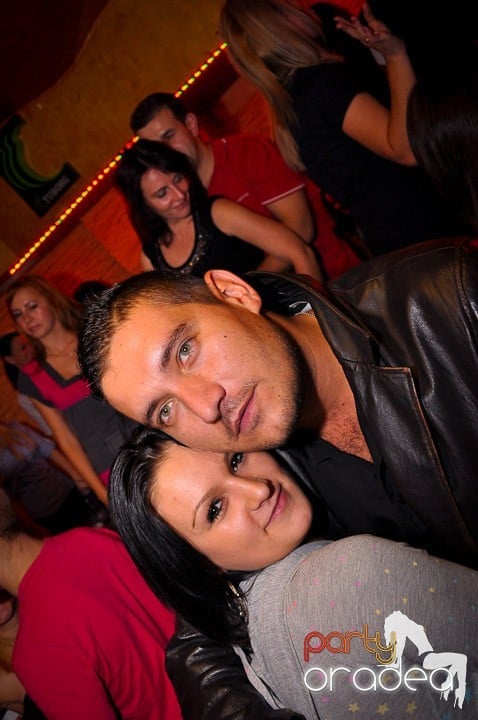 Weekend-ul începe în Downtown, 