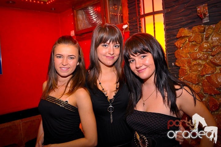 Weekend-ul începe în Downtown, 