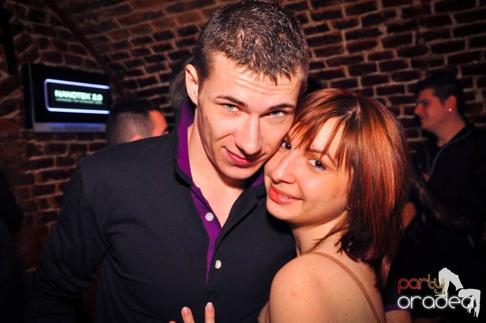 Weekend-ul începe în Escape, 