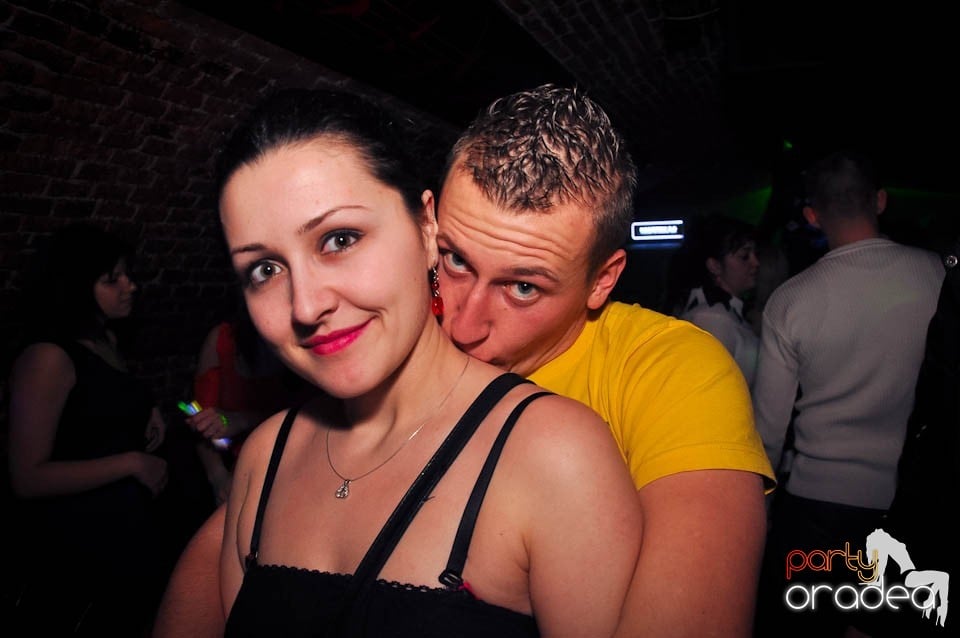 Weekend-ul începe în Escape, 