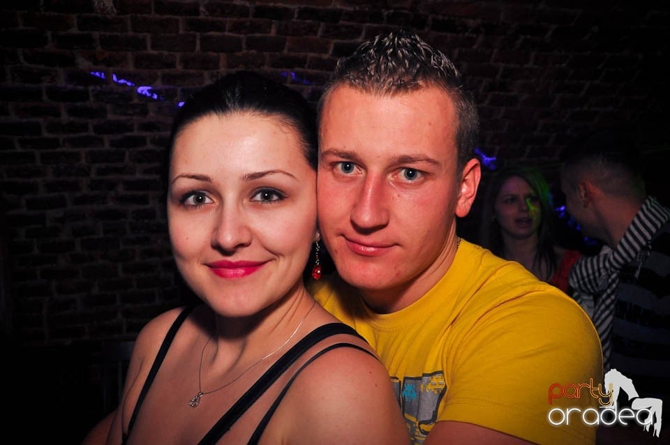 Weekend-ul începe în Escape,