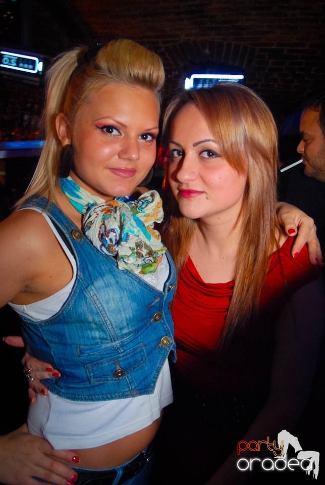 Weekend-ul se încheie în Escape,