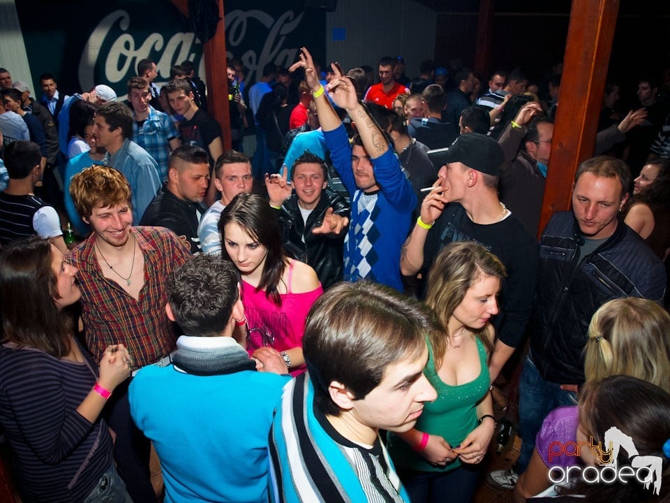 Welcome Spring Party în Disco Faház, 