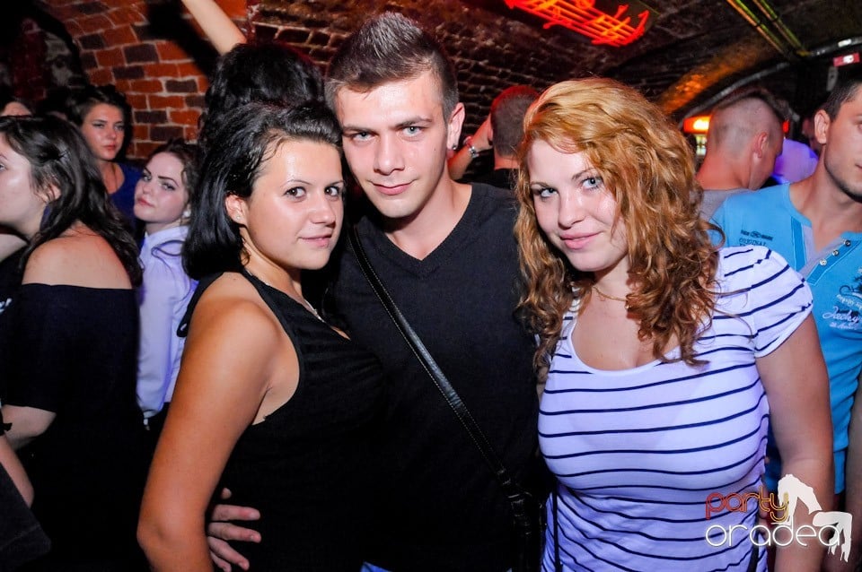 Welcome Bavk: NMD Student's Party, 