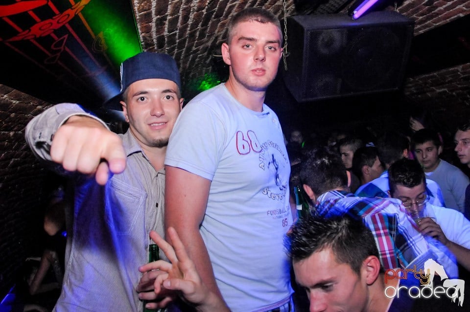 Welcome Bavk: NMD Student's Party, 