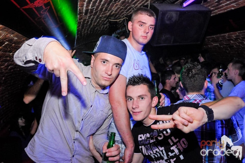 Welcome Bavk: NMD Student's Party, 