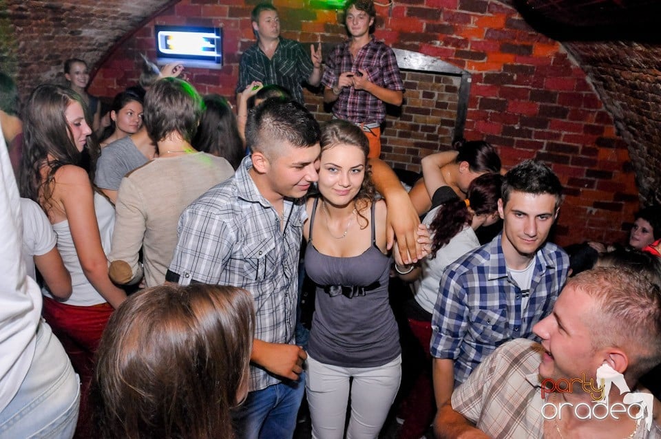 Welcome Bavk: NMD Student's Party, 