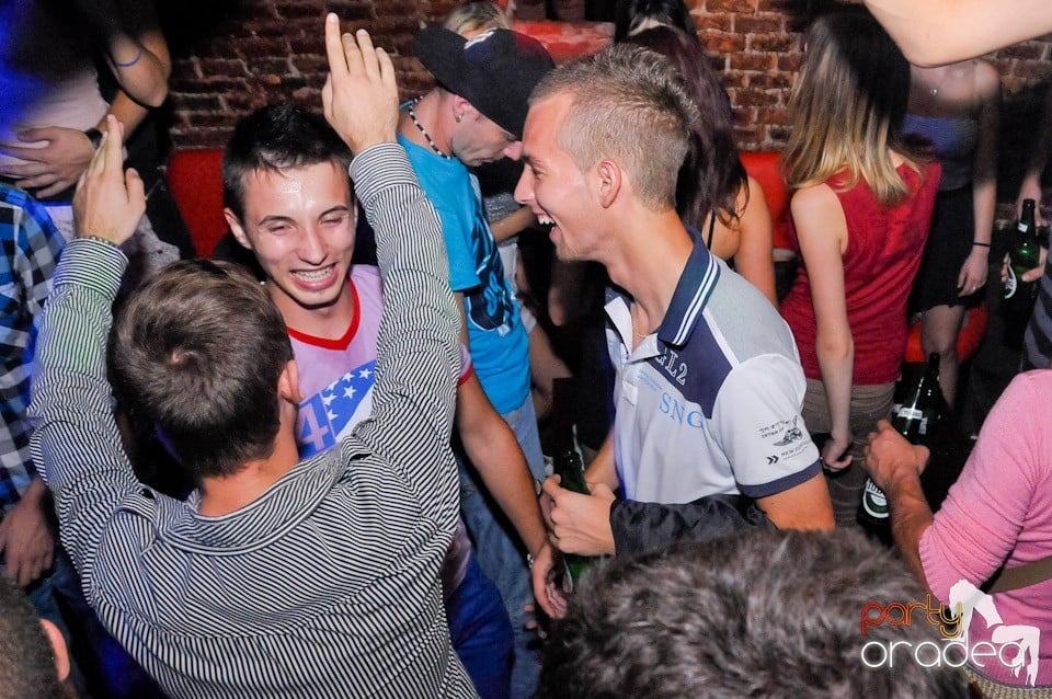 Welcome Bavk: NMD Student's Party, 