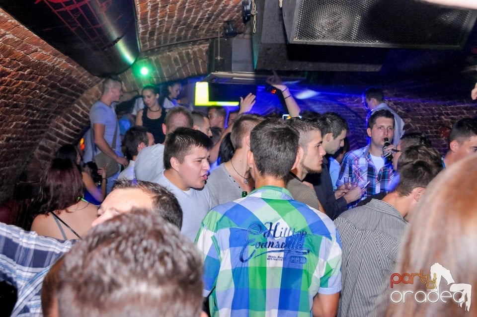 Welcome Bavk: NMD Student's Party, 