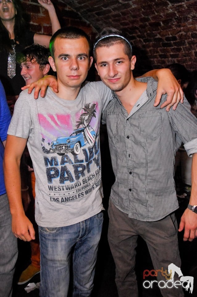 Welcome Bavk: NMD Student's Party, 