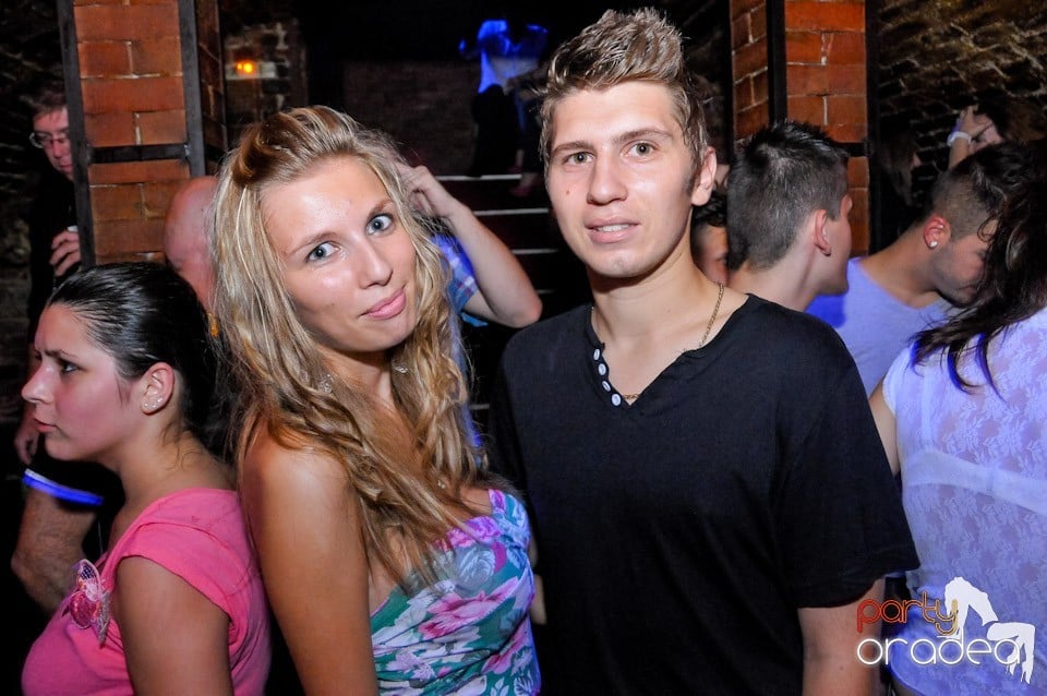 Welcome Bavk: NMD Student's Party, 