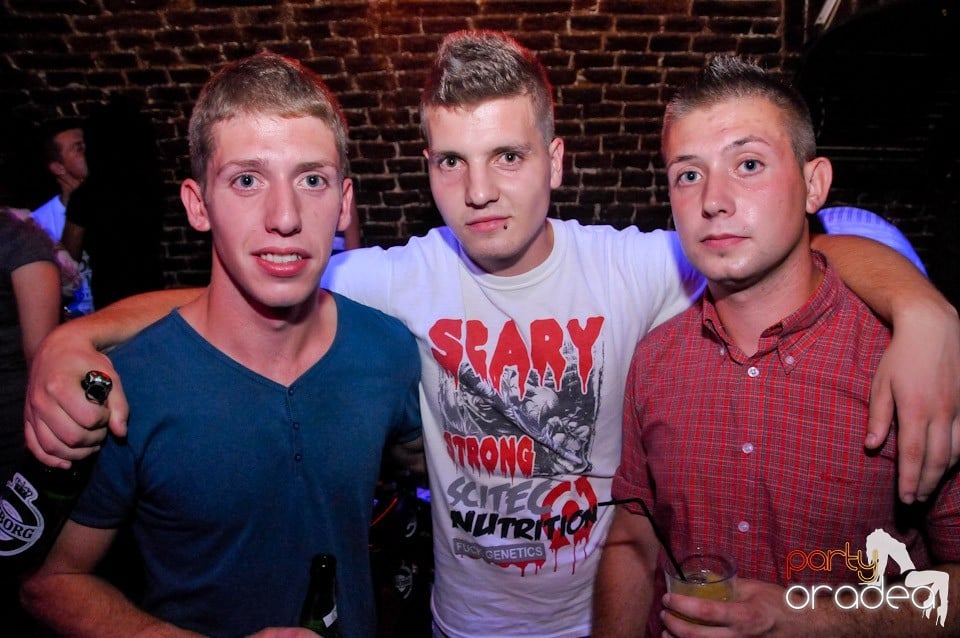 Welcome Bavk: NMD Student's Party, 