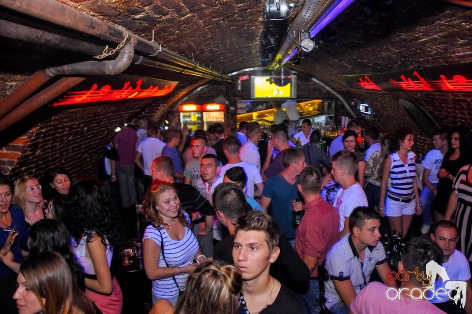 Welcome Bavk: NMD Student's Party, 