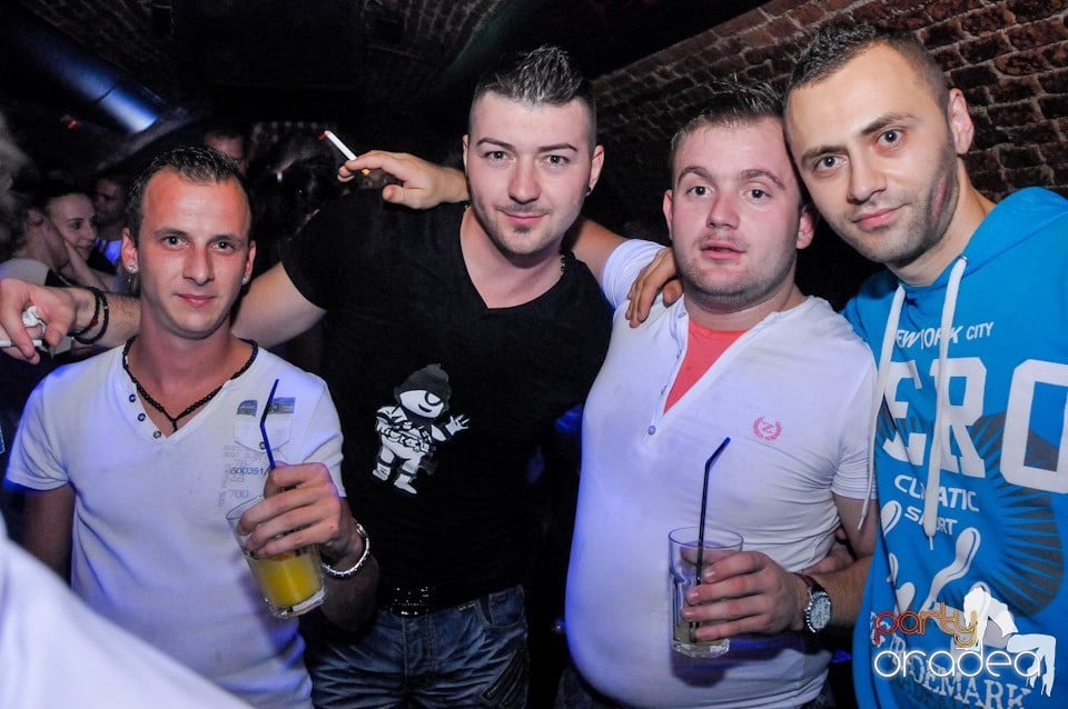 Welcome Bavk: NMD Student's Party, 