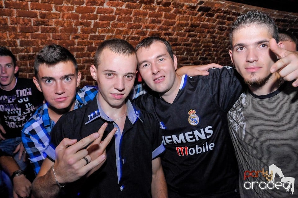 Welcome Bavk: NMD Student's Party, 