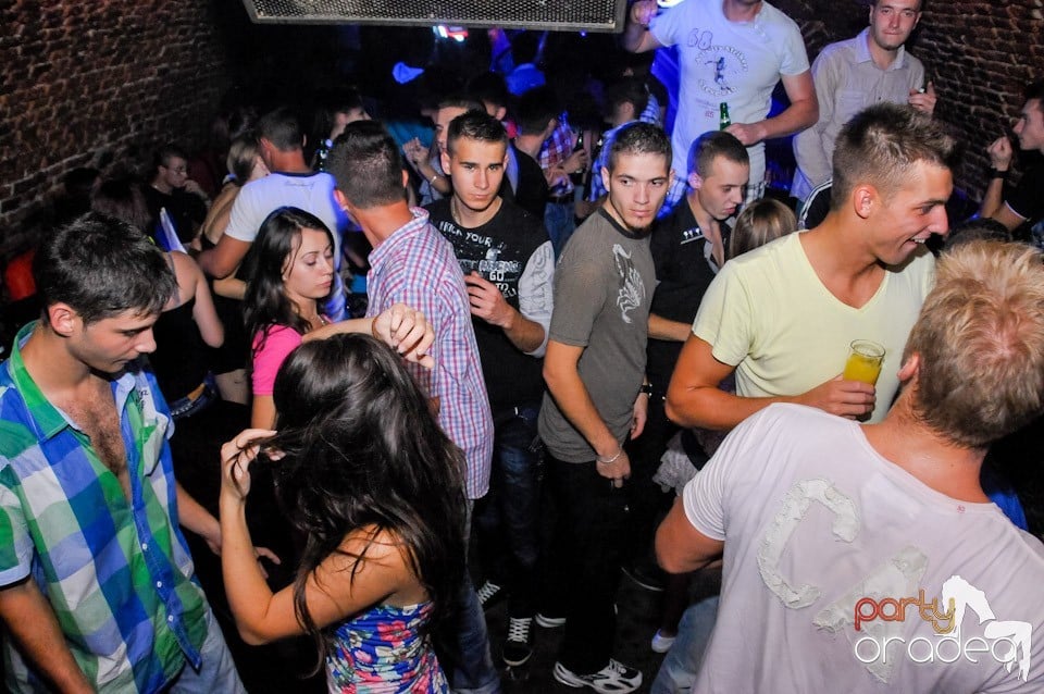 Welcome Bavk: NMD Student's Party, 