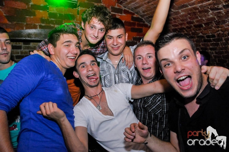 Welcome Bavk: NMD Student's Party, 