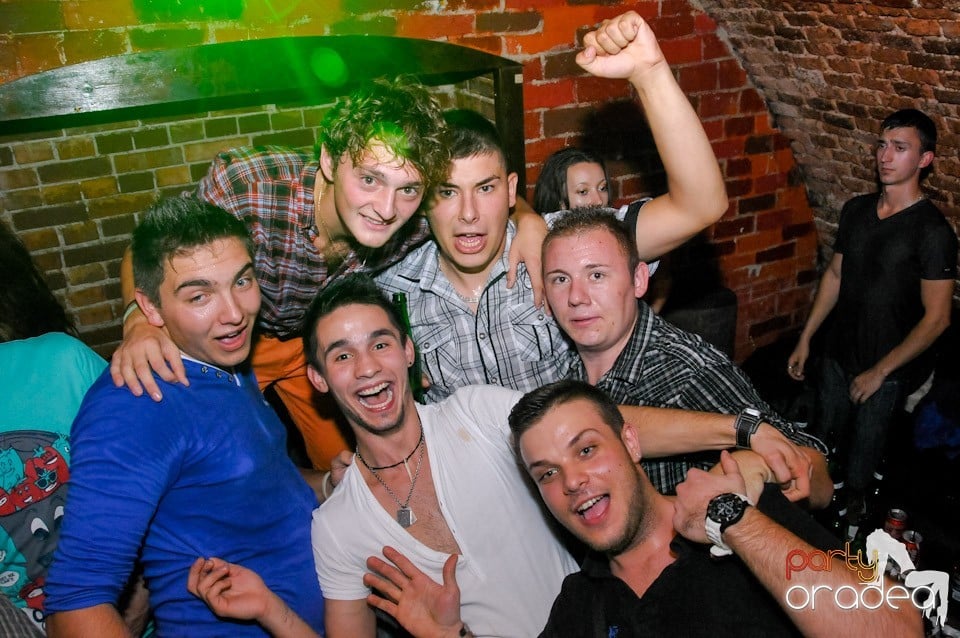 Welcome Bavk: NMD Student's Party, 