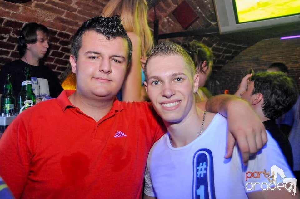 Welcome Bavk: NMD Student's Party, 