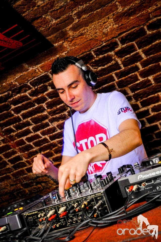 Welcome to the jungle, 