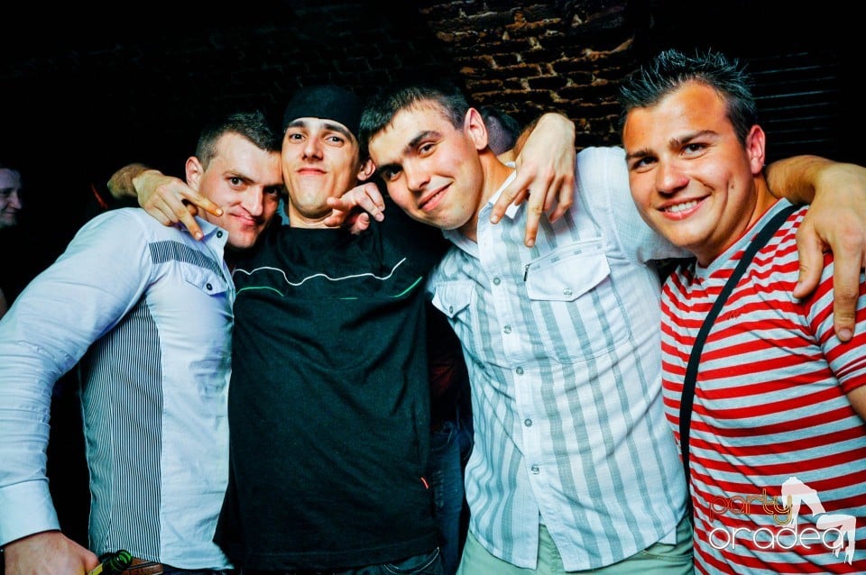 Welcome to the jungle, 