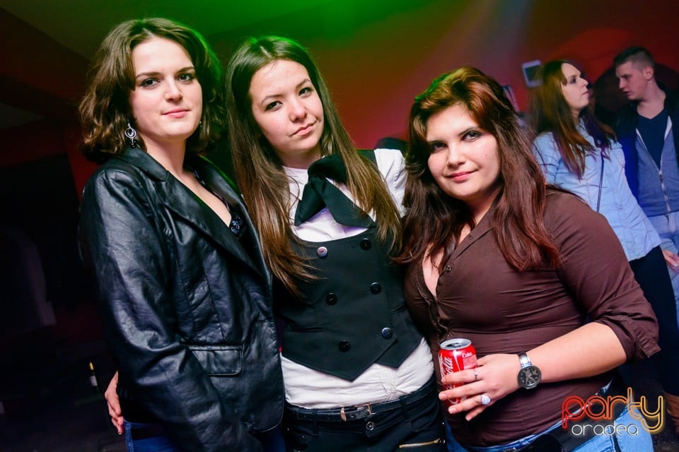Whiskey Party, Royal Party House