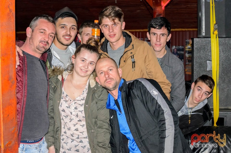 Winter Pow Party, 