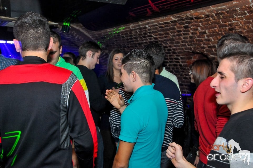 Winter Wednesday Party în Club Escape, 