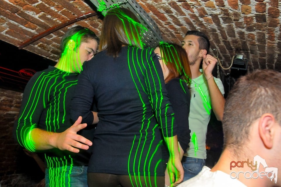 Winter Wednesday Party în Club Escape, 