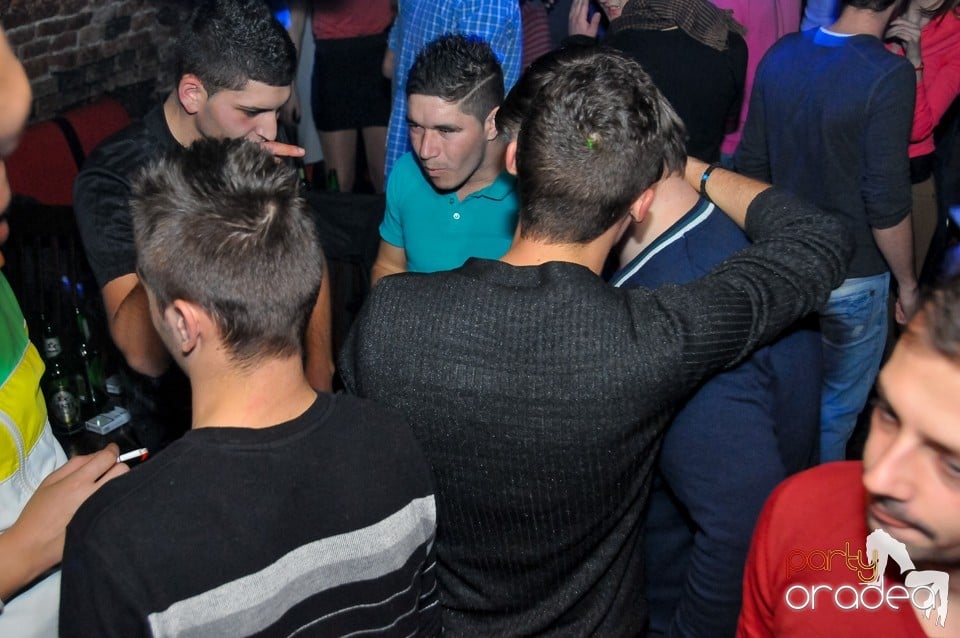 Winter Wednesday Party în Club Escape, 