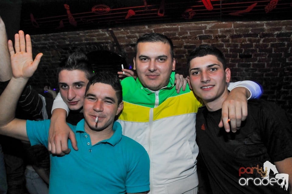 Winter Wednesday Party în Club Escape, 