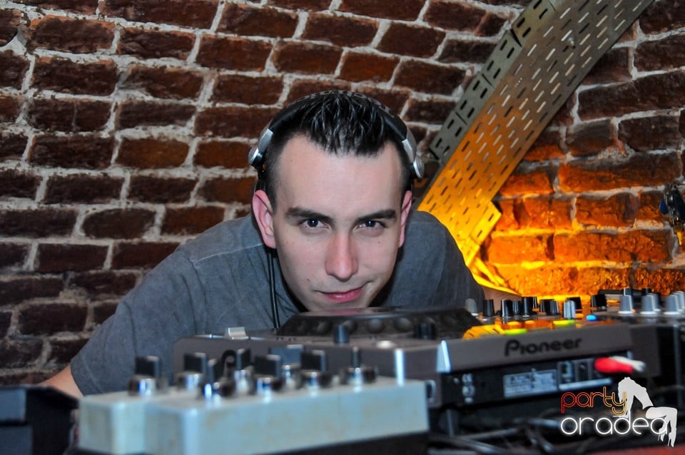 Winter Wednesday Party în Club Escape, 