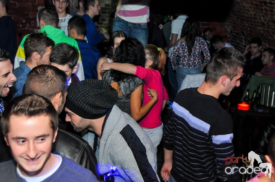 Winter Wednesday Party în Club Escape, 
