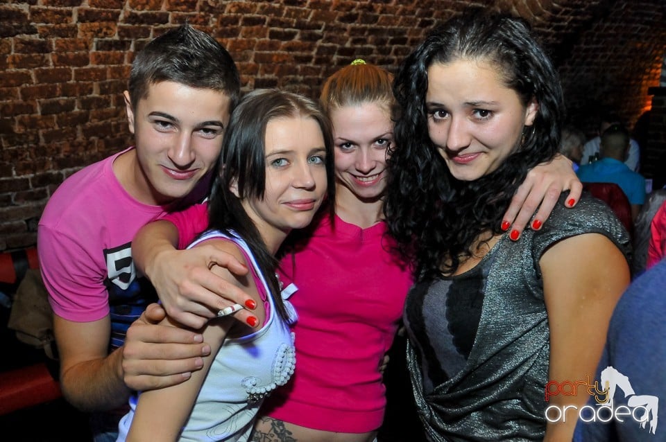 Winter Wednesday Party în Club Escape, 