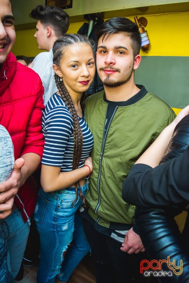 Vineri seara în Yellow Submarine, 