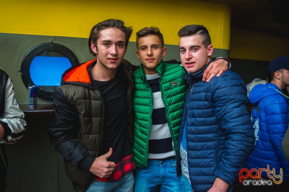 Sâmbătă Seara în Yellow Submarine, 