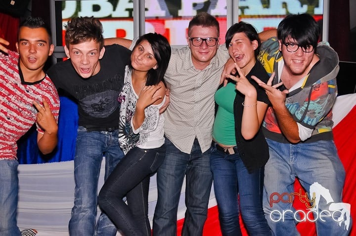 Yellow Party Tour continuă şi sâmbătă noaptea, 