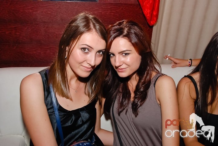 Yellow Party Tour continuă şi sâmbătă noaptea, 