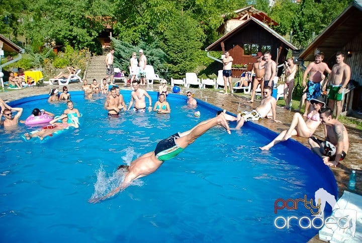 Yellow Pool Party Day 2, 