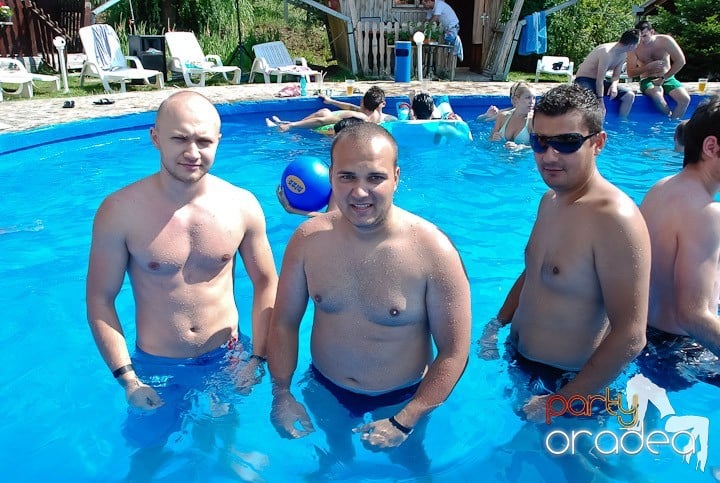 Yellow Pool Party Day 2, 