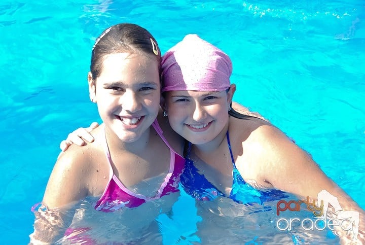 Yellow Pool Party Day 2, 