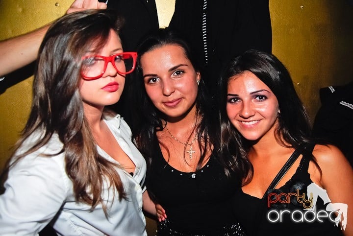 Yellow Submarine la suprafaţă, 