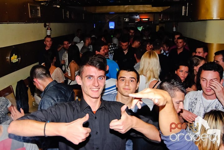 Yellow Submarine la suprafaţă, 