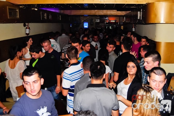 Yellow Submarine la suprafaţă, 