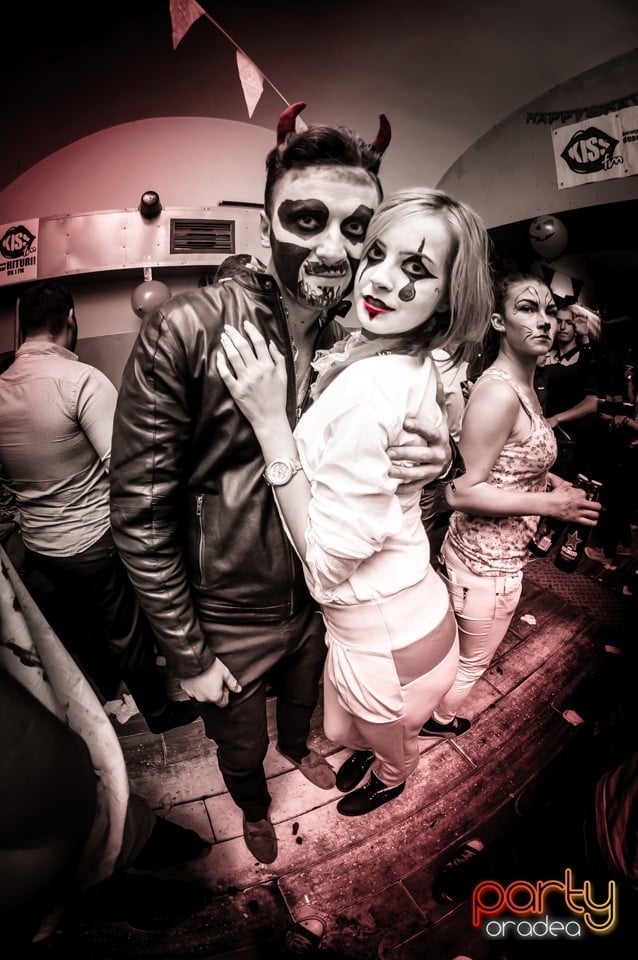 Yelloween Special Weekend,