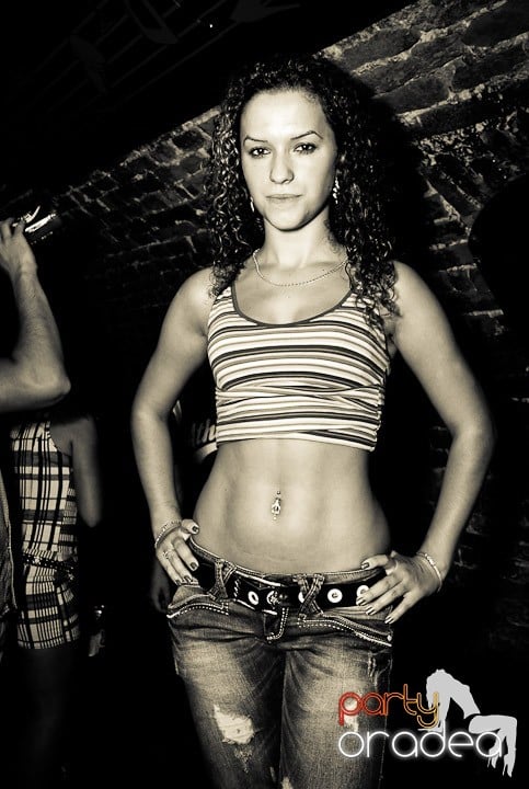 Zi de naştere şi petrecere de burlăciţe, 