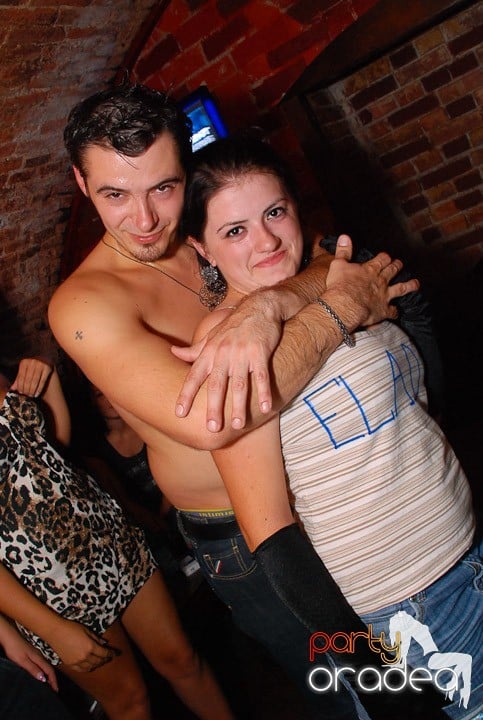 Zi de naştere şi petrecere de burlăciţe, 